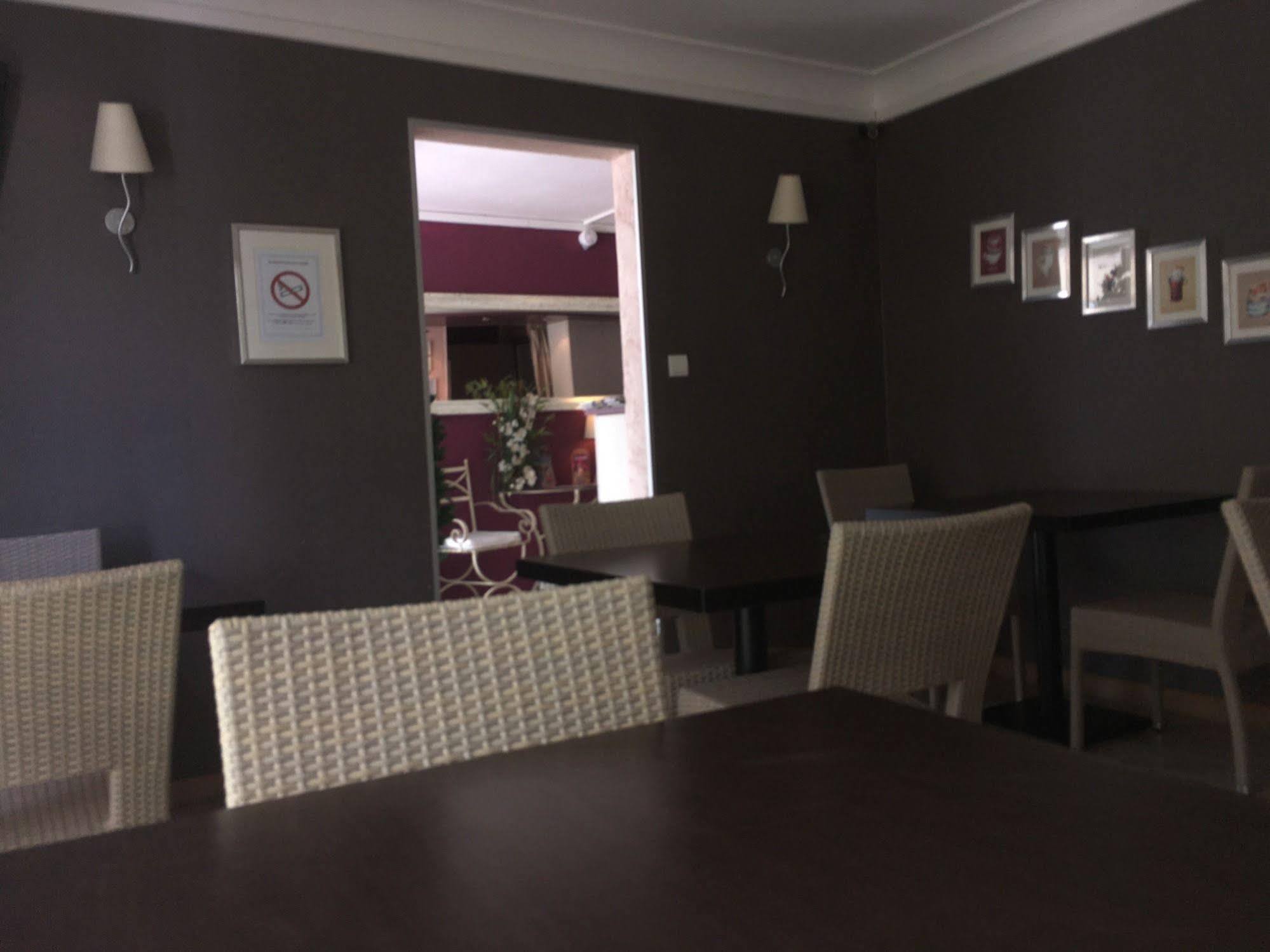 Hotel Prado Avec Parking - Proche Zenith Toulouse Eksteriør billede